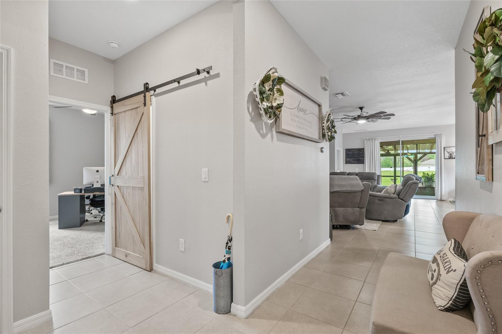 Image 25 of 36 For 13675 Paddington Way