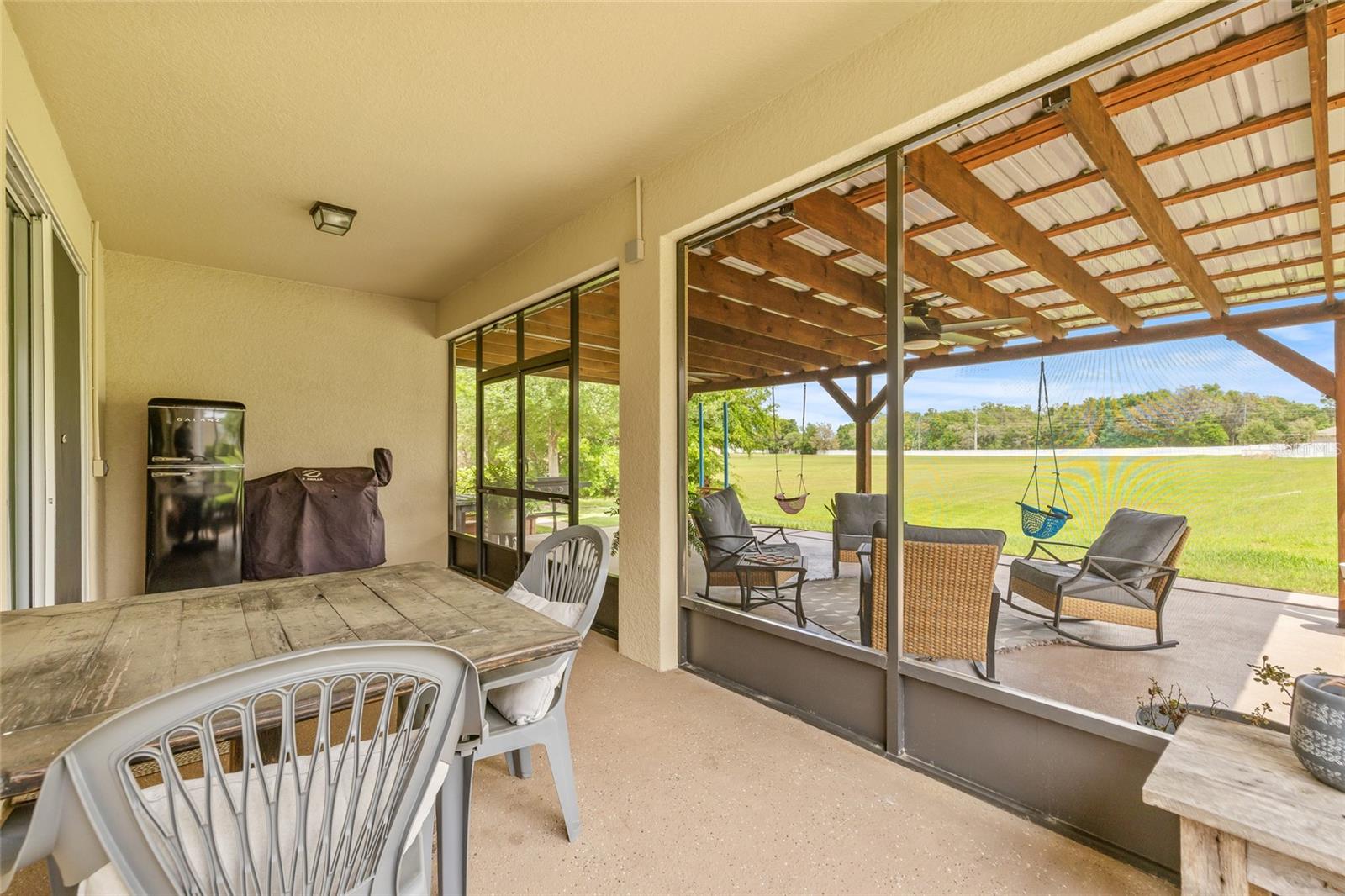 Image 4 of 36 For 13675 Paddington Way