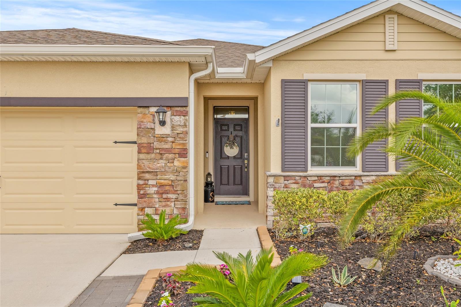 Image 7 of 36 For 13675 Paddington Way