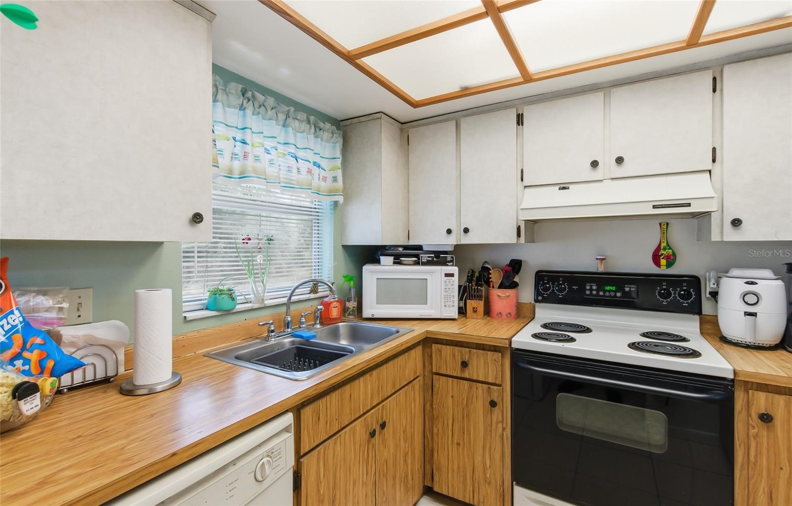 Image 10 of 56 For 5646 59th Way N