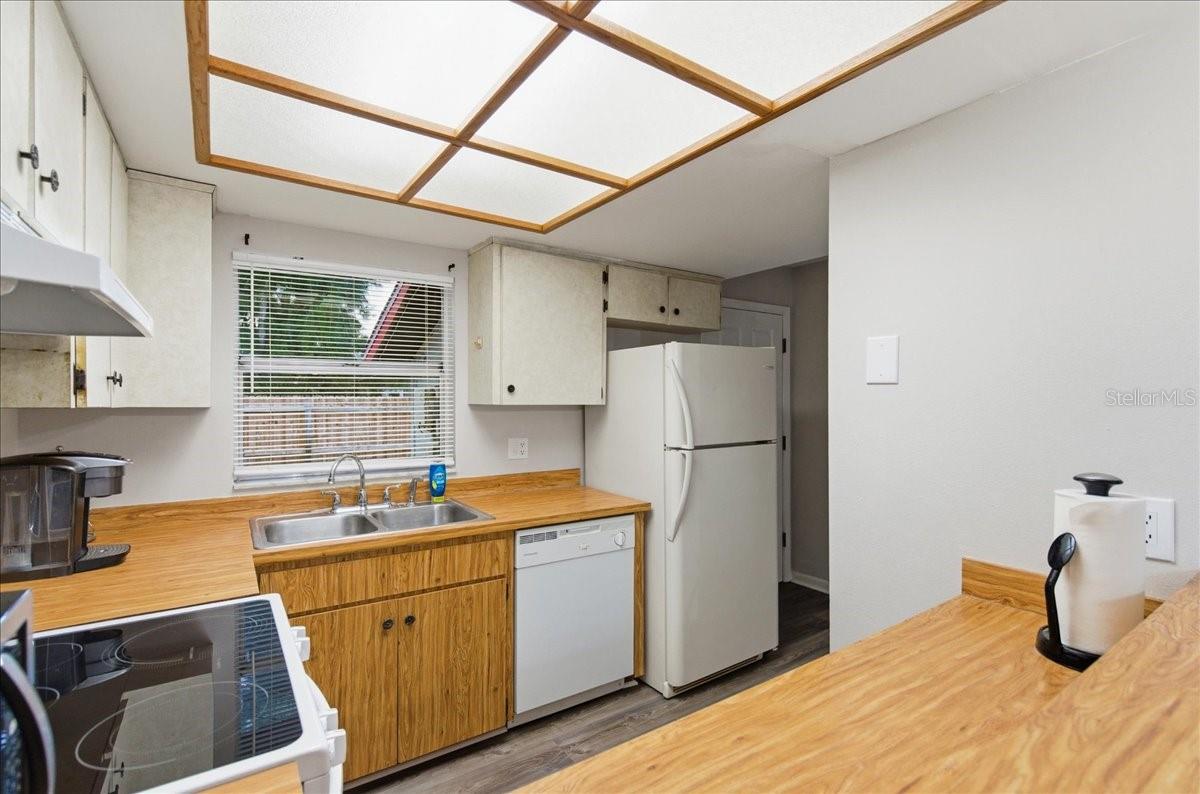 Image 31 of 56 For 5646 59th Way N