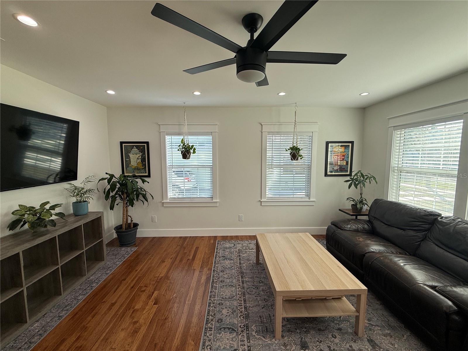 Image 10 of 26 For 6007 Central Avenue