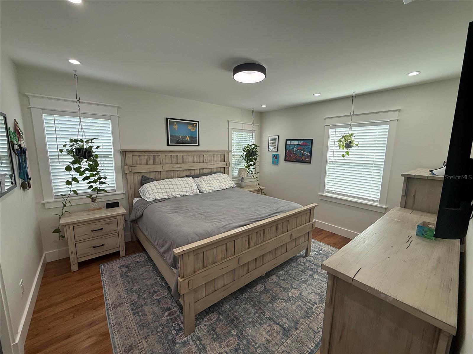 Image 12 of 26 For 6007 Central Avenue