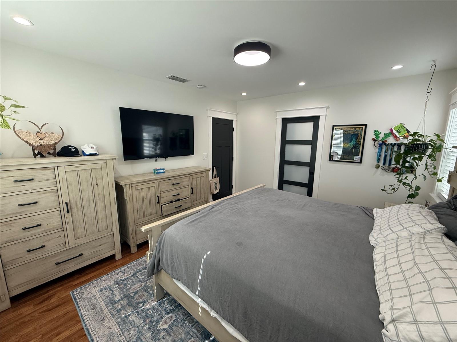 Image 13 of 26 For 6007 Central Avenue