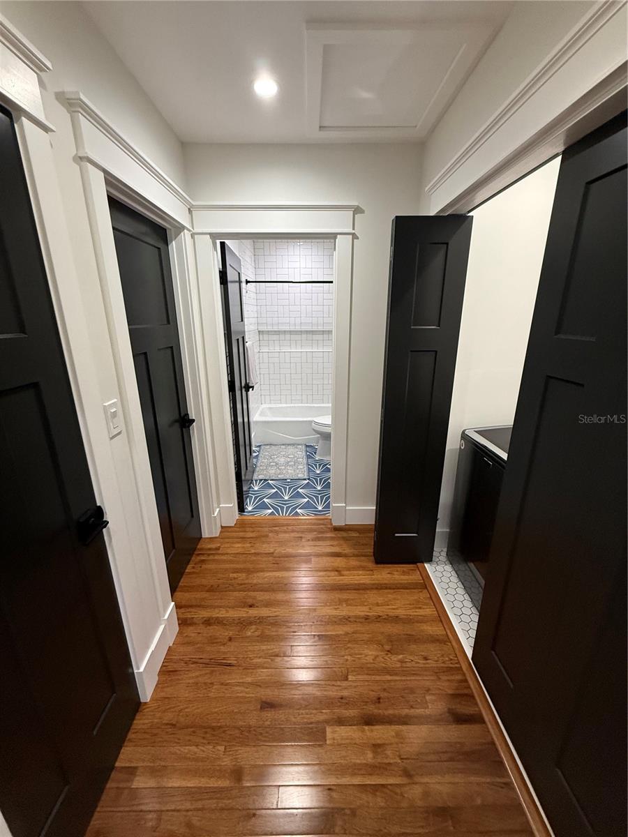 Image 21 of 26 For 6007 Central Avenue