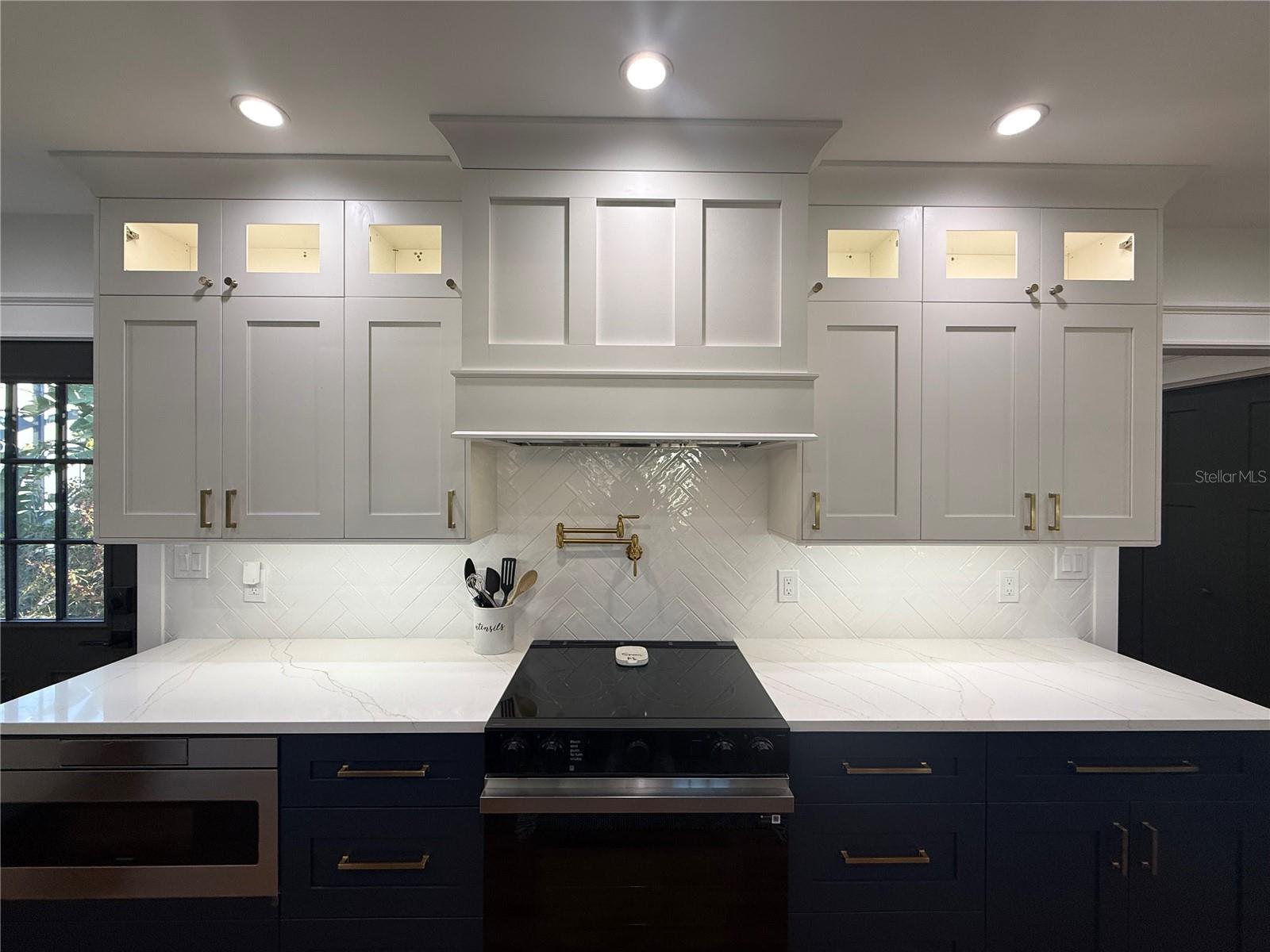 Image 5 of 26 For 6007 Central Avenue