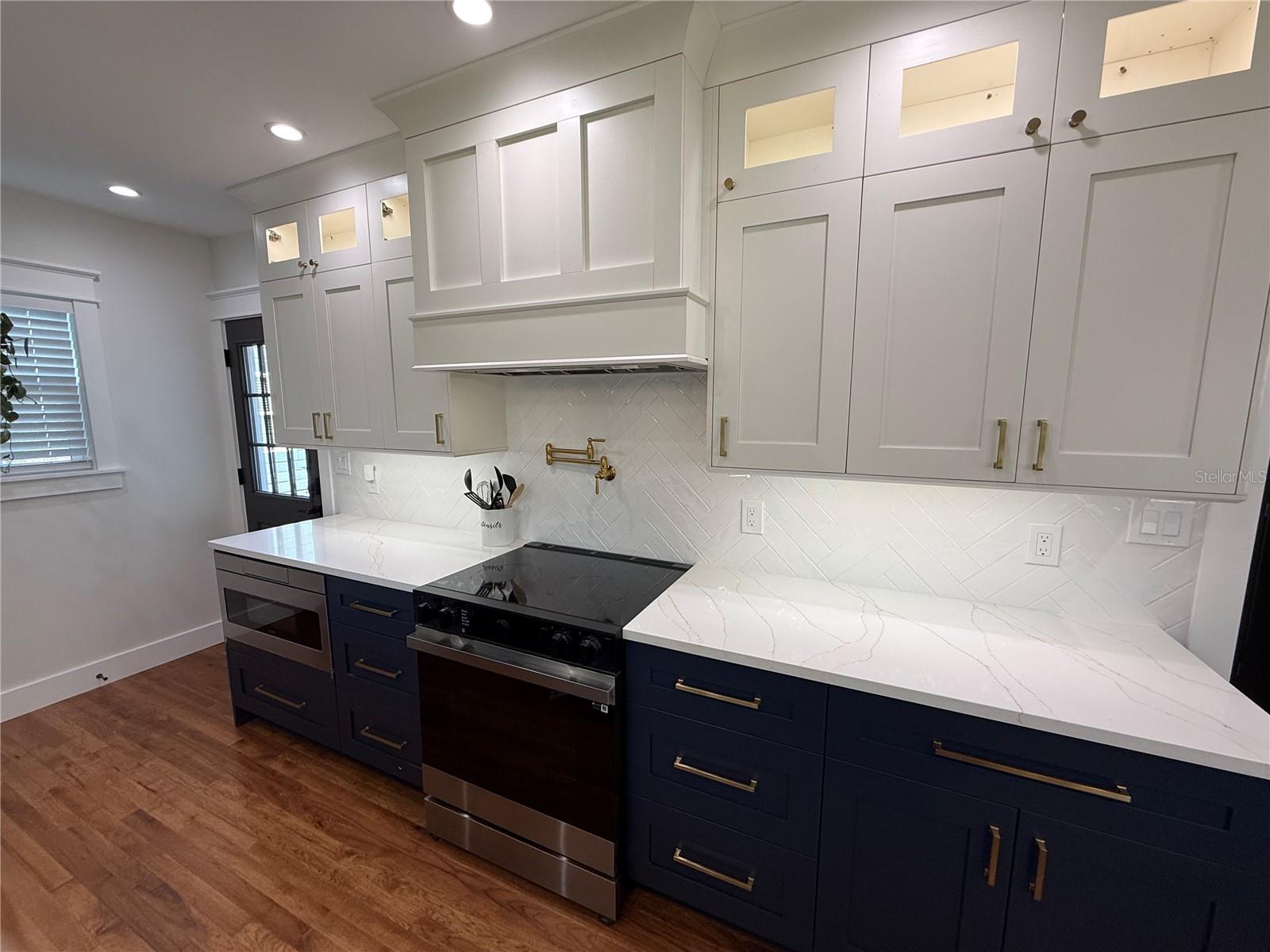 Image 6 of 26 For 6007 Central Avenue