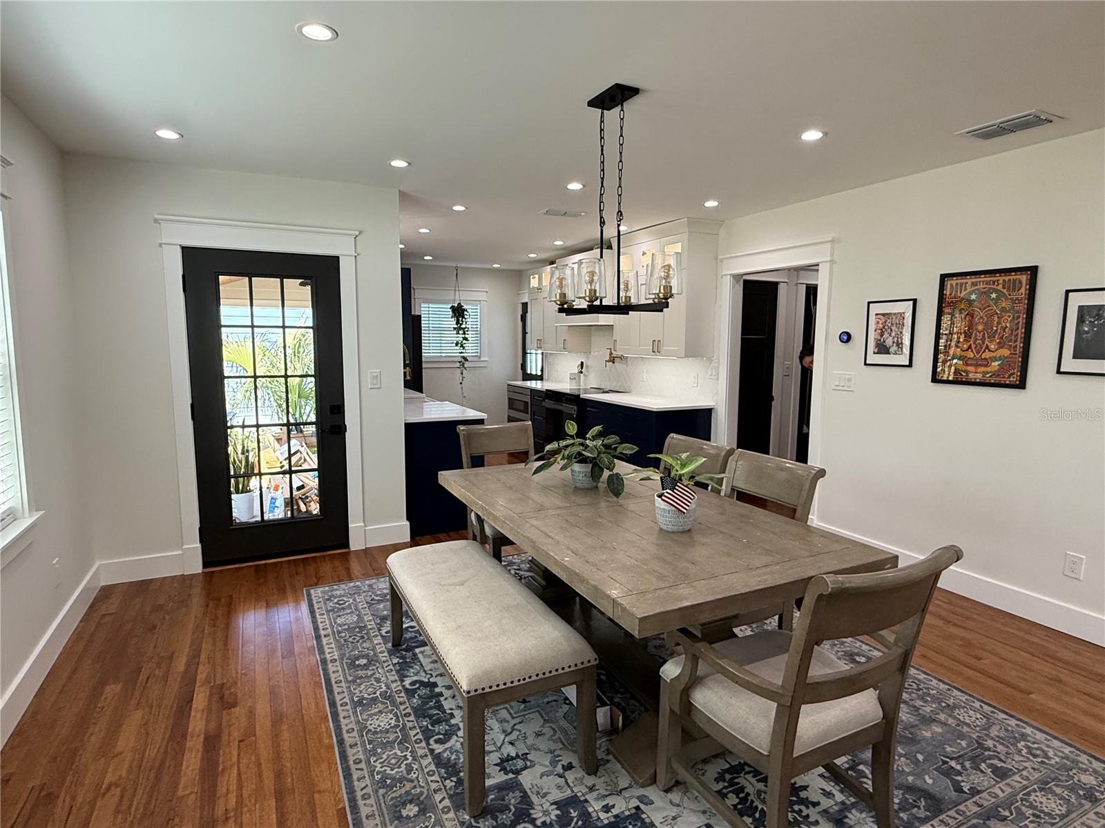 Image 8 of 26 For 6007 Central Avenue