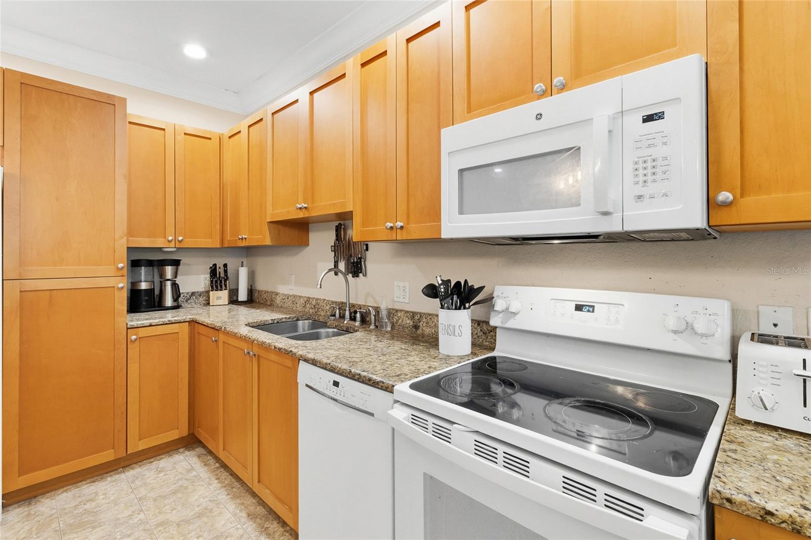 Image 8 of 64 For 150 164th Avenue