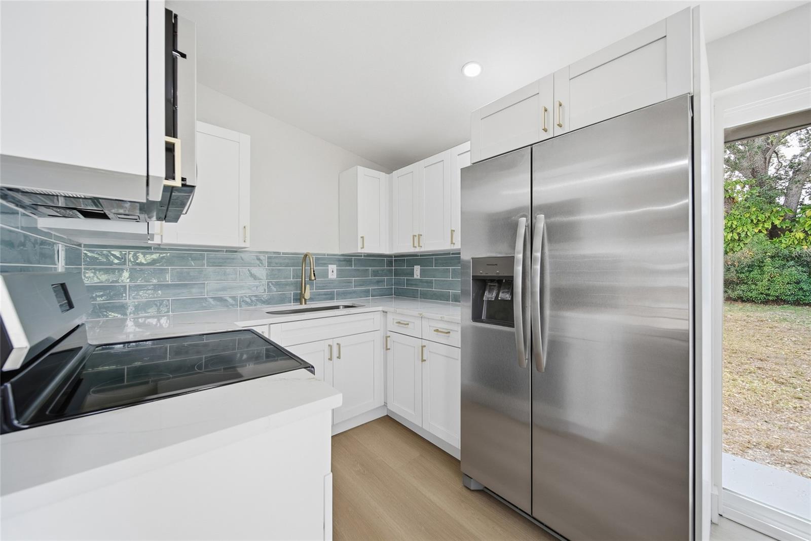 Image 11 of 23 For 5021 87th Street