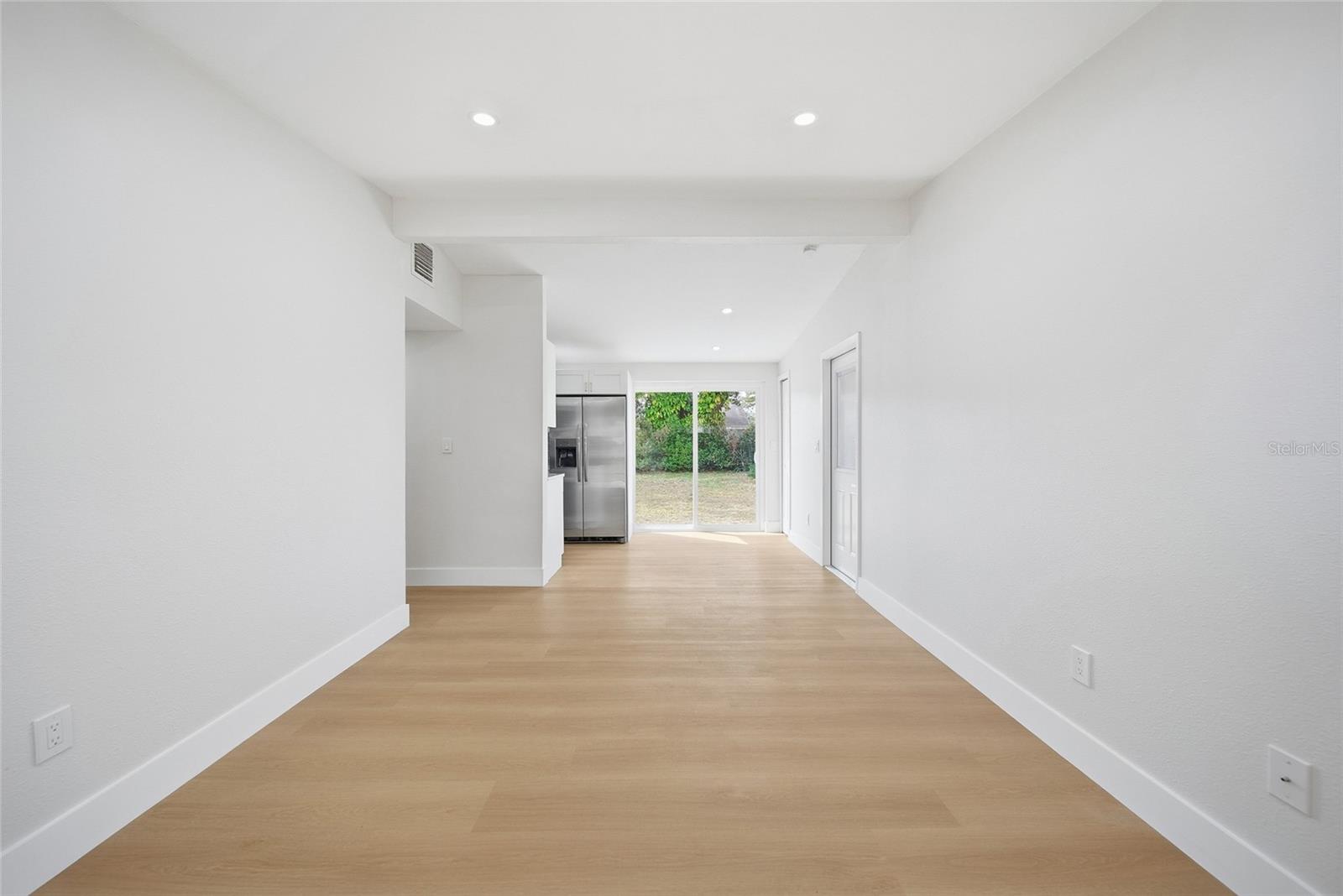 Image 5 of 23 For 5021 87th Street