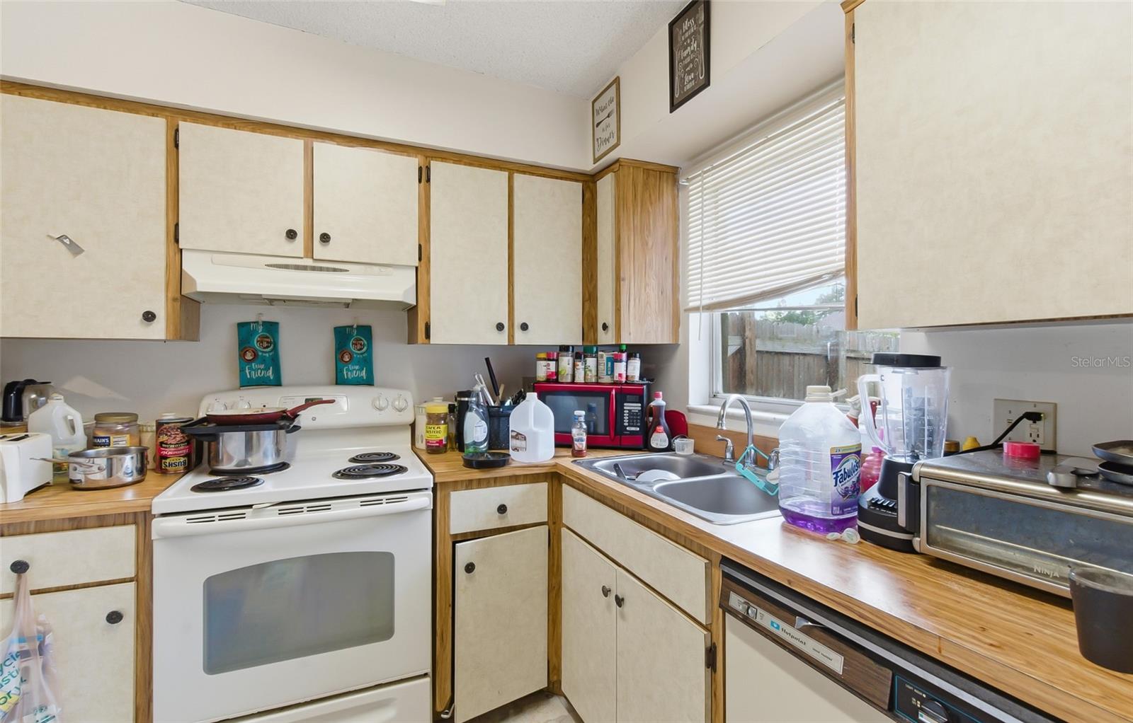 Image 11 of 42 For 5690 59th Way N