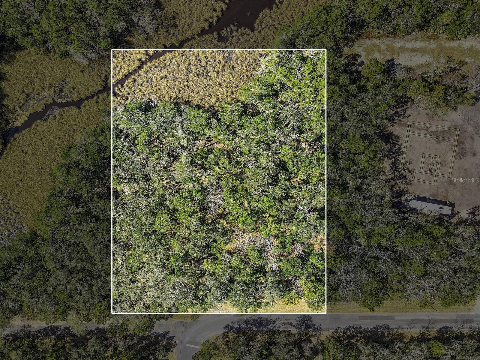 Image 5 of 22 For 6392 Westview Drive