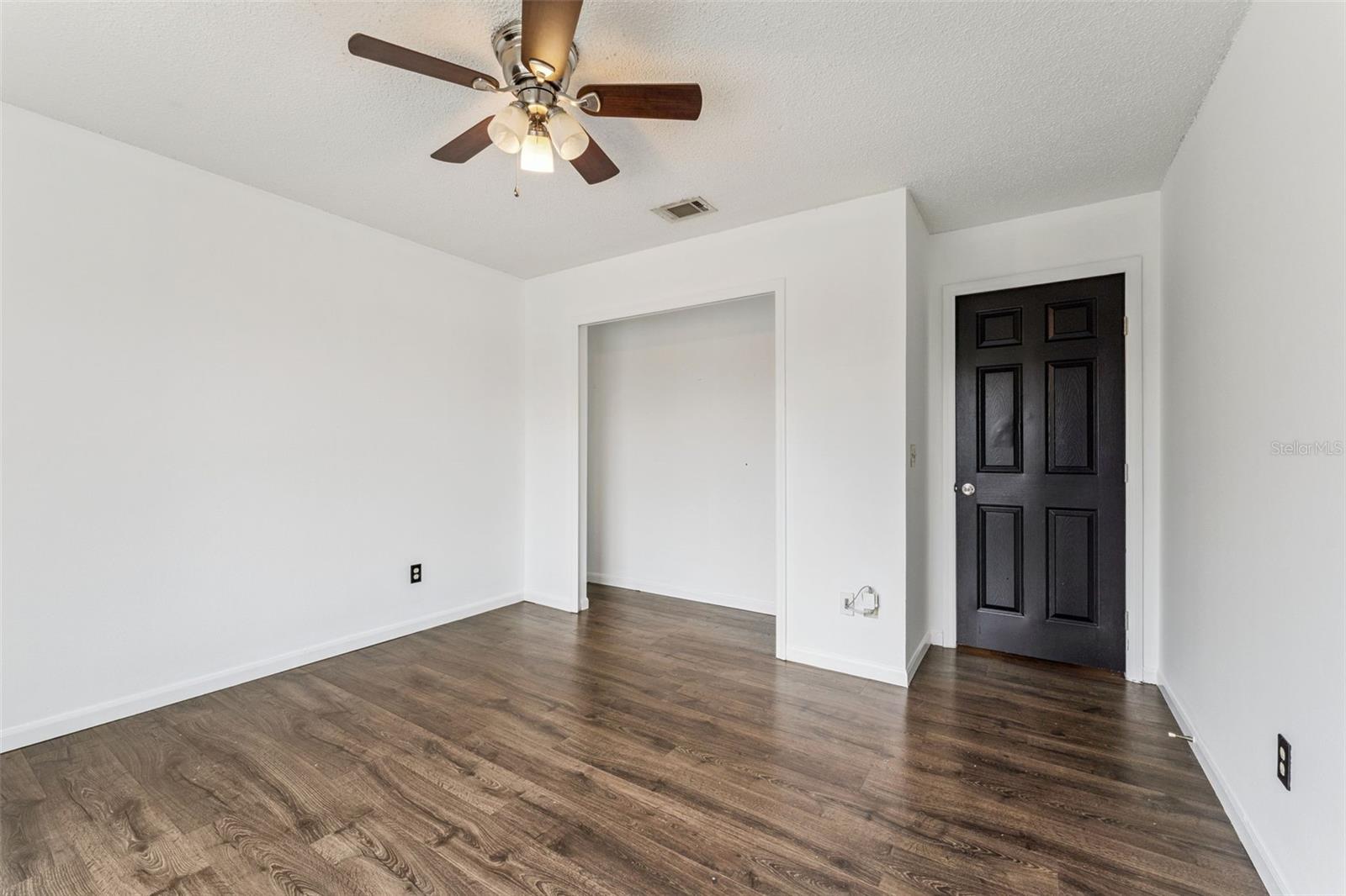 Image 26 of 58 For 7236 Somersworth Drive