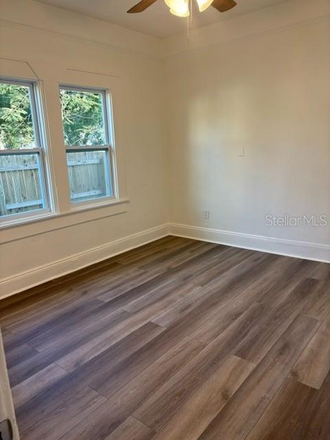 Image 20 of 28 For 911 Hart Street