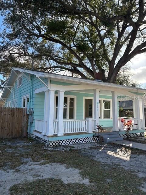 Image 3 of 28 For 911 Hart Street