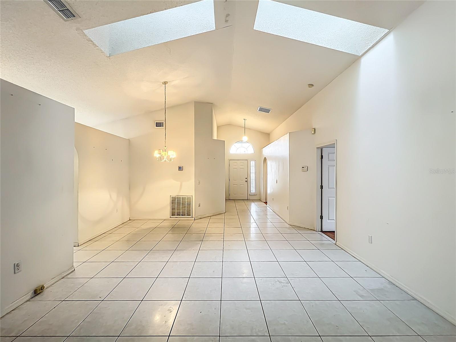 Image 9 of 67 For 2858 Copper Ridge Court