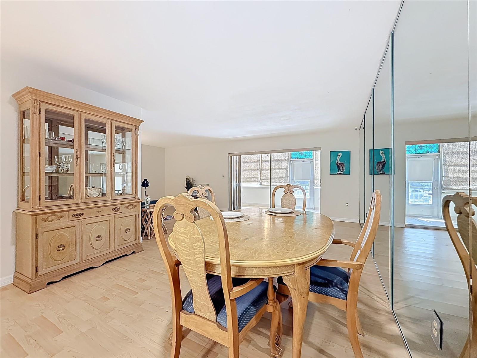 Image 10 of 32 For 5150 10th Avenue N 107