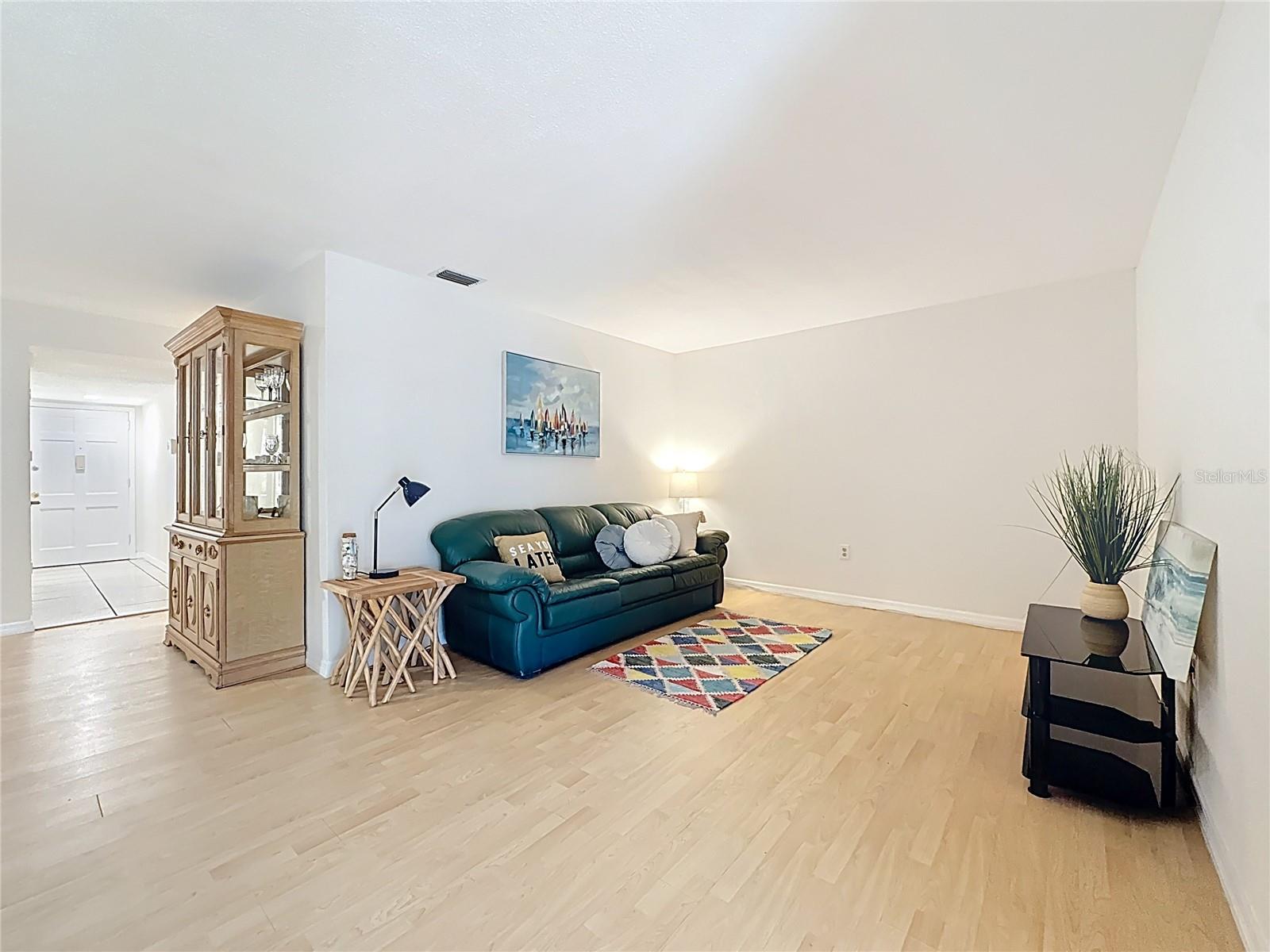 Image 14 of 32 For 5150 10th Avenue N 107