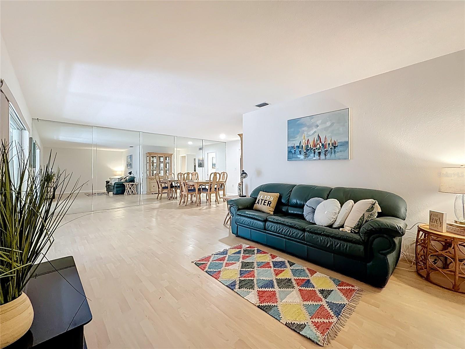 Image 15 of 32 For 5150 10th Avenue N 107