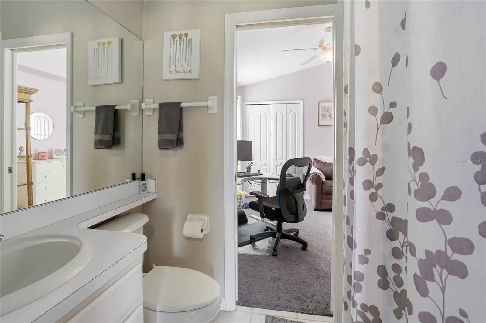 Image 19 of 50 For 10426 Lucaya Drive