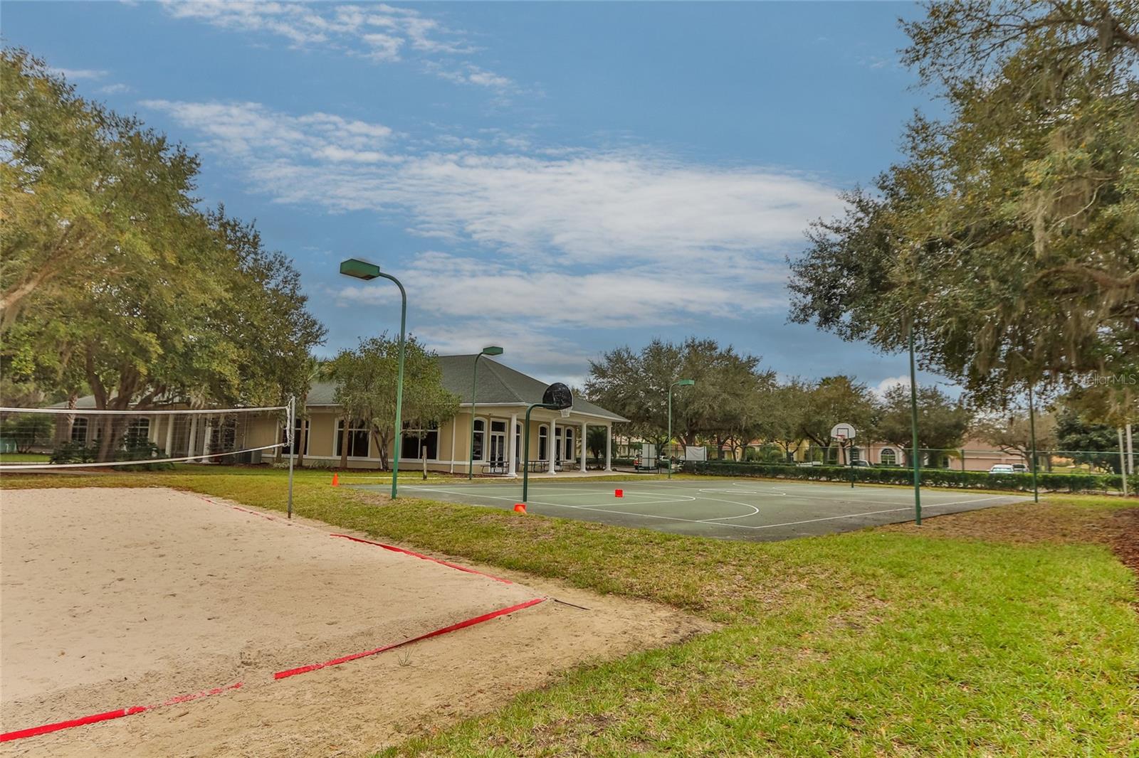 Image 47 of 50 For 10426 Lucaya Drive