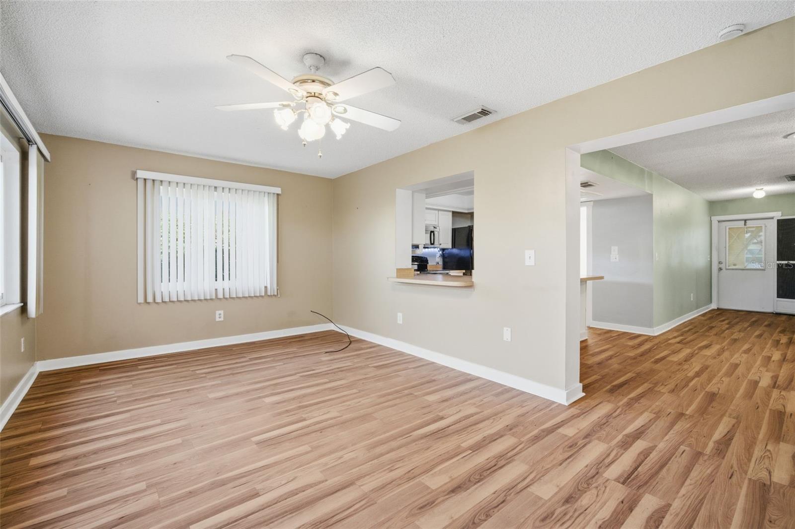 Image 16 of 35 For 2101 Hailstone Circle 0