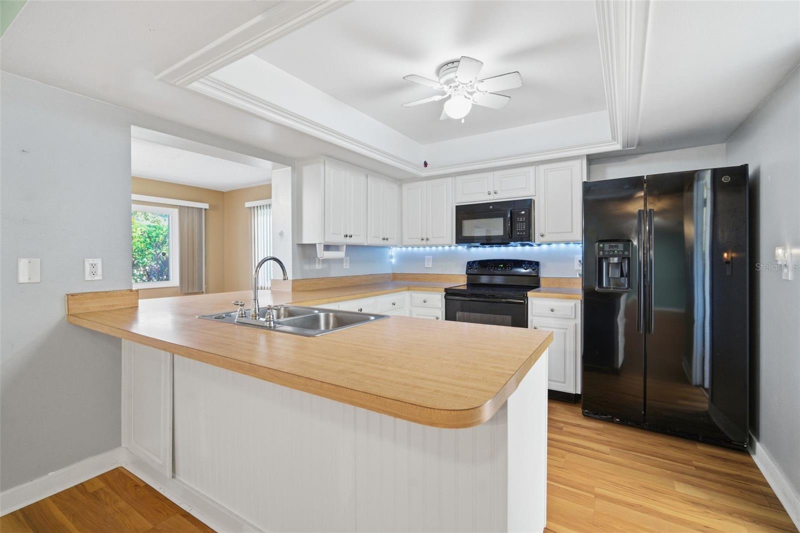 Image 19 of 35 For 2101 Hailstone Circle 0