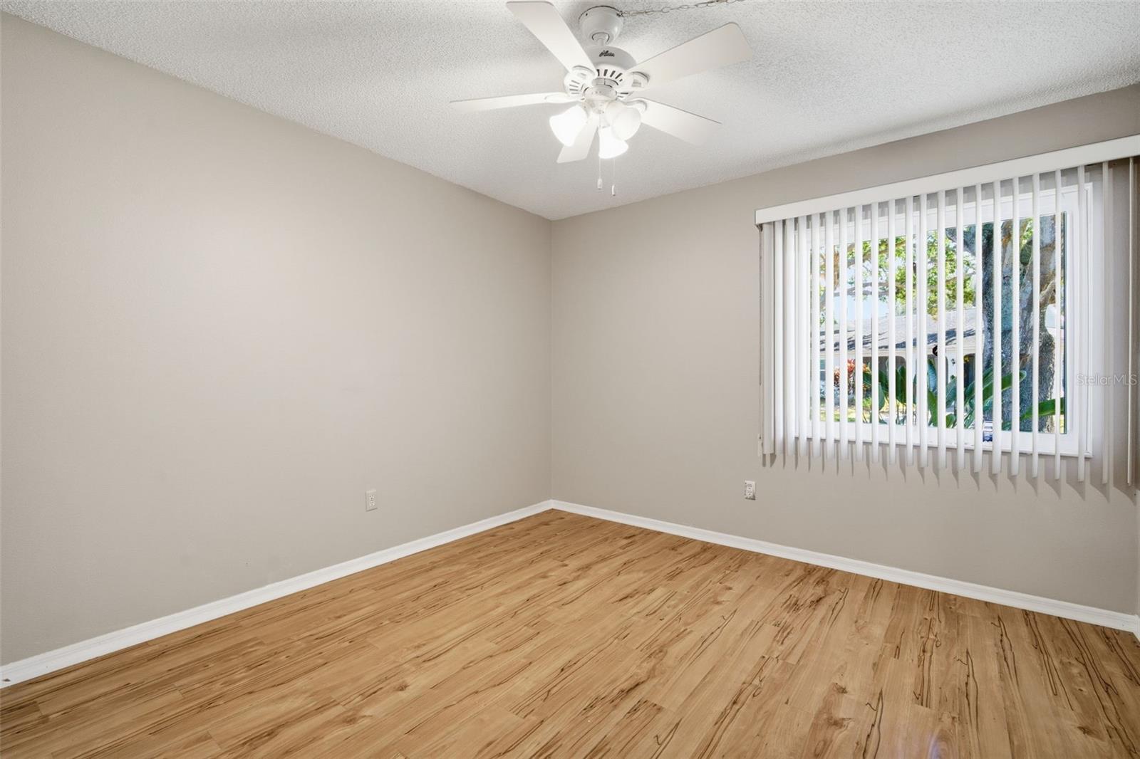 Image 25 of 35 For 2101 Hailstone Circle 0