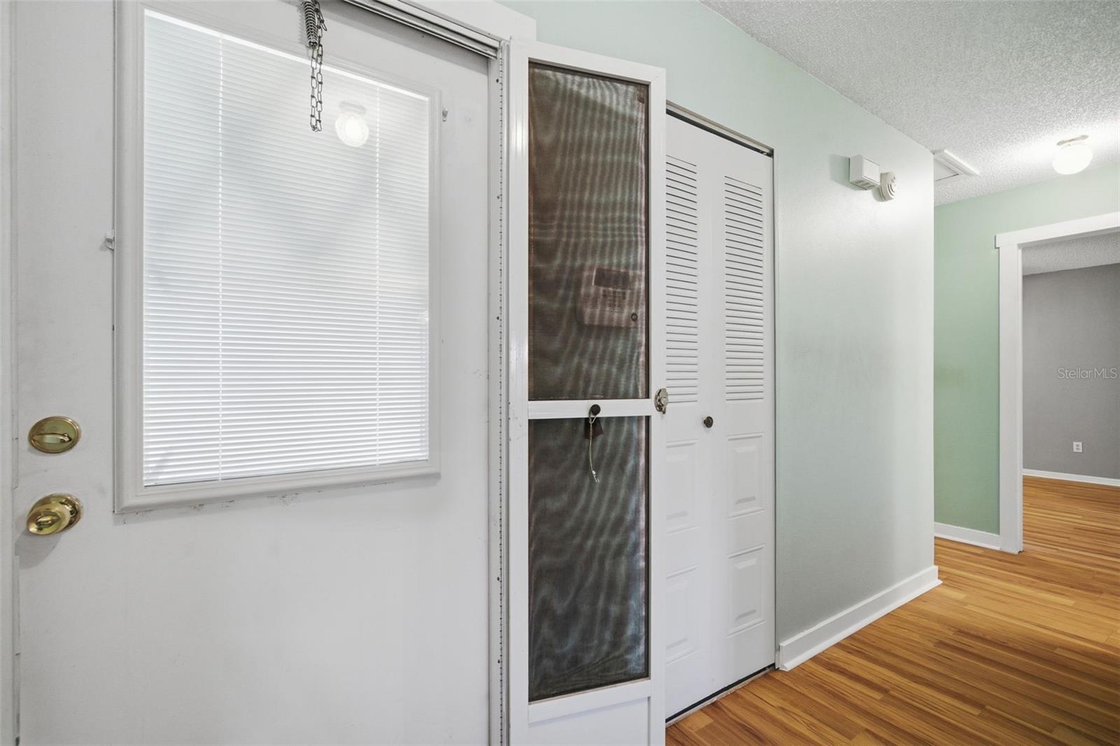 Image 8 of 35 For 2101 Hailstone Circle 0