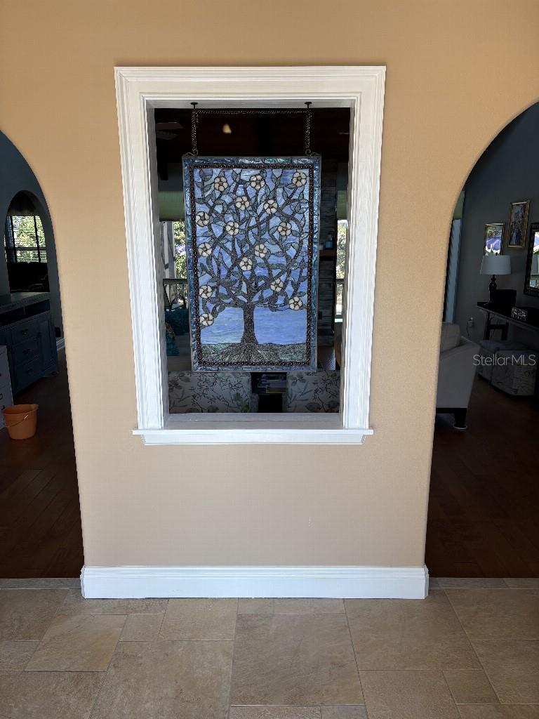 Listing photo id 1 for 3803 Bayside Circle