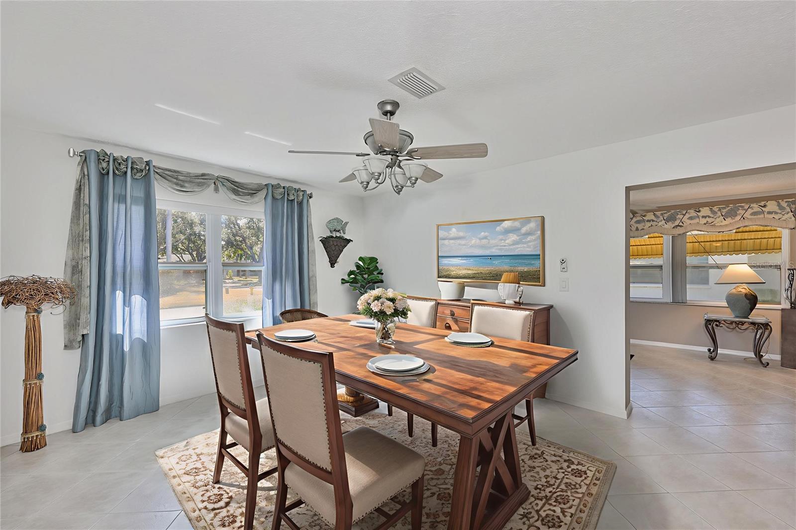 Image 13 of 46 For 2035 Hampstead Circle