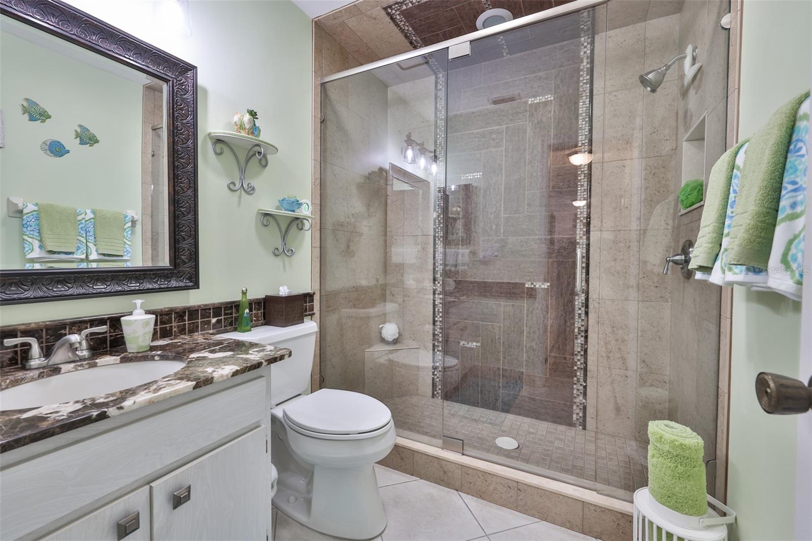 Image 23 of 46 For 2035 Hampstead Circle