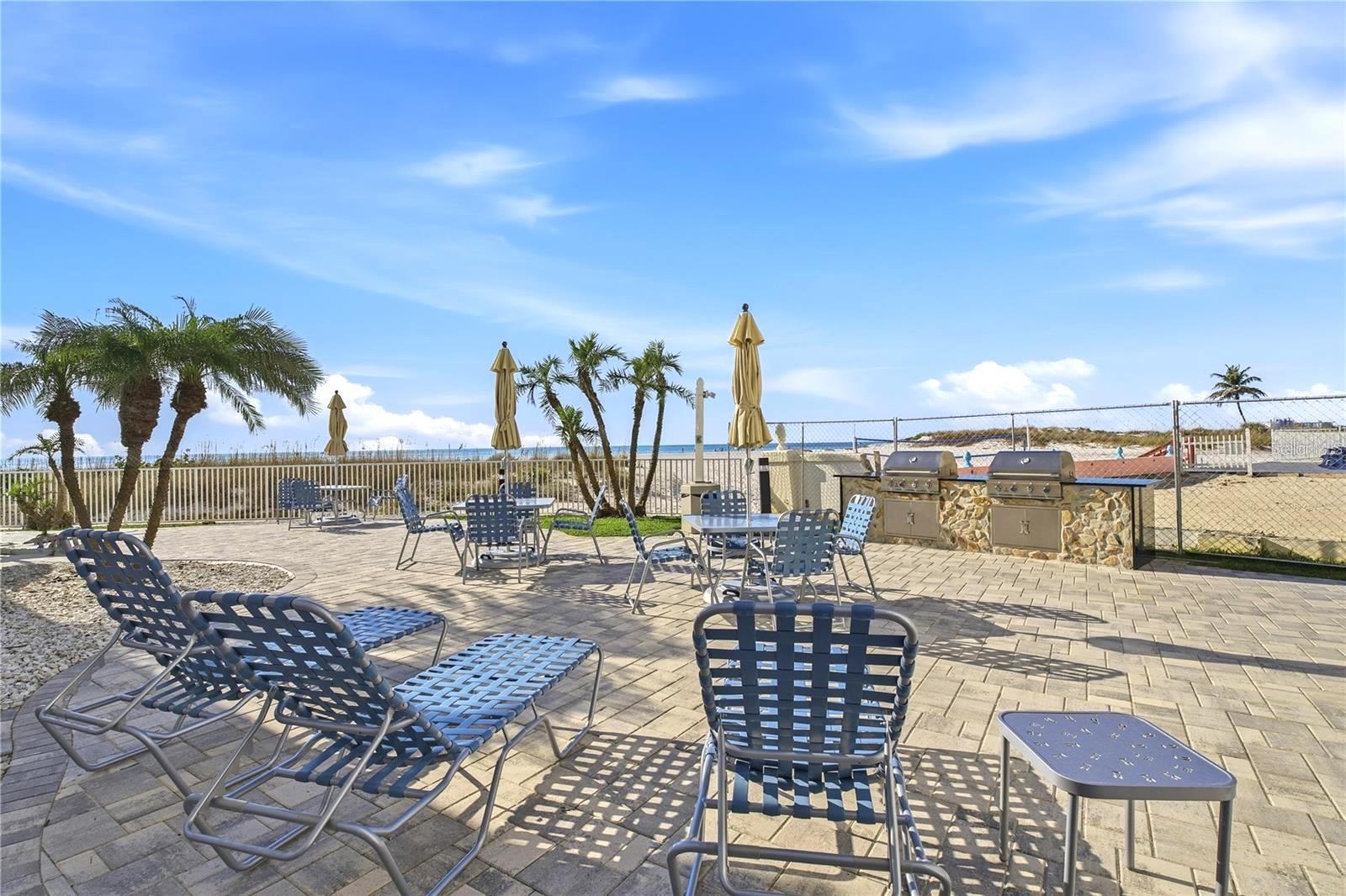 Image 10 of 55 For 4950 Gulf Boulevard 903