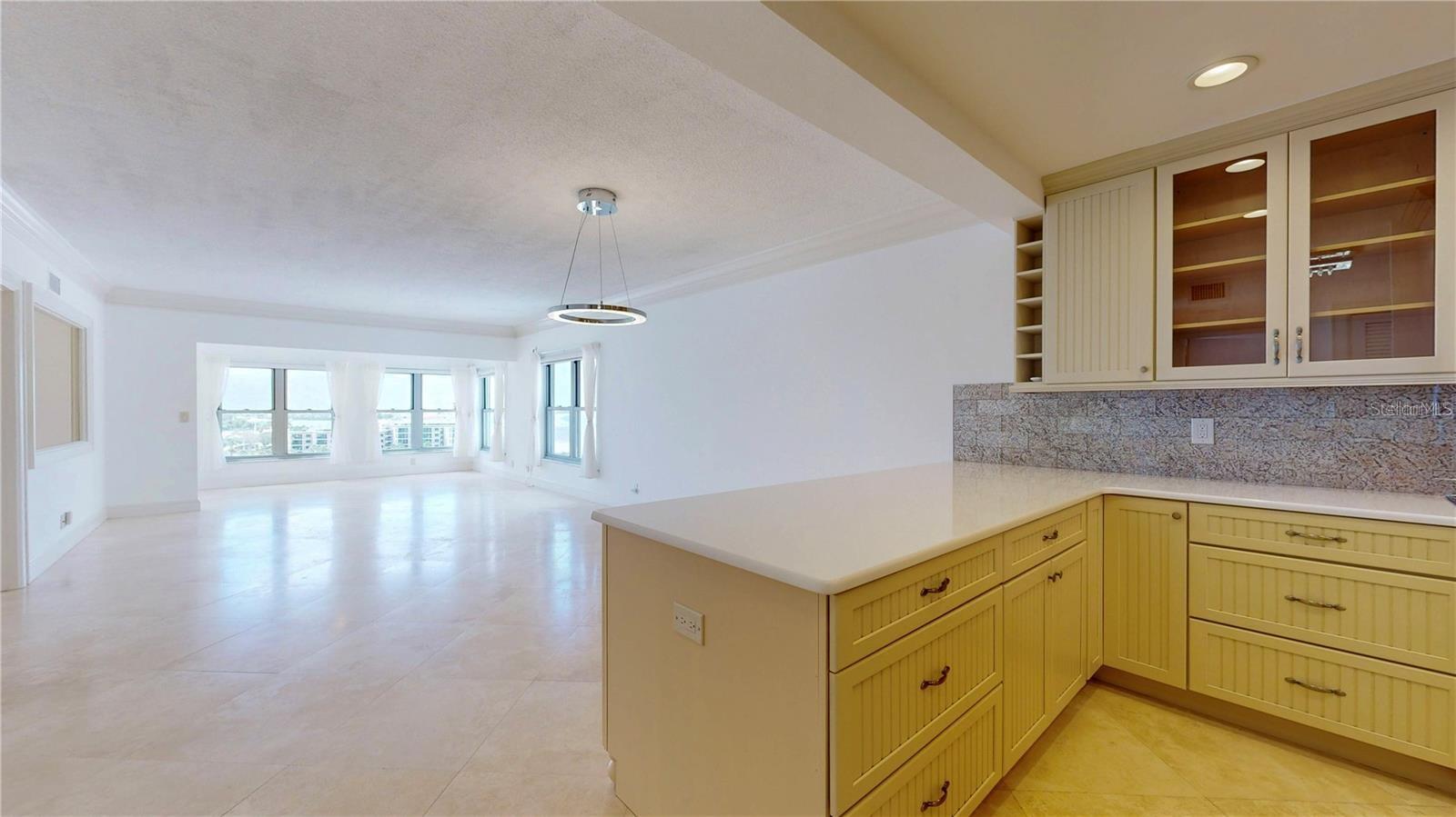 Image 33 of 55 For 4950 Gulf Boulevard 903