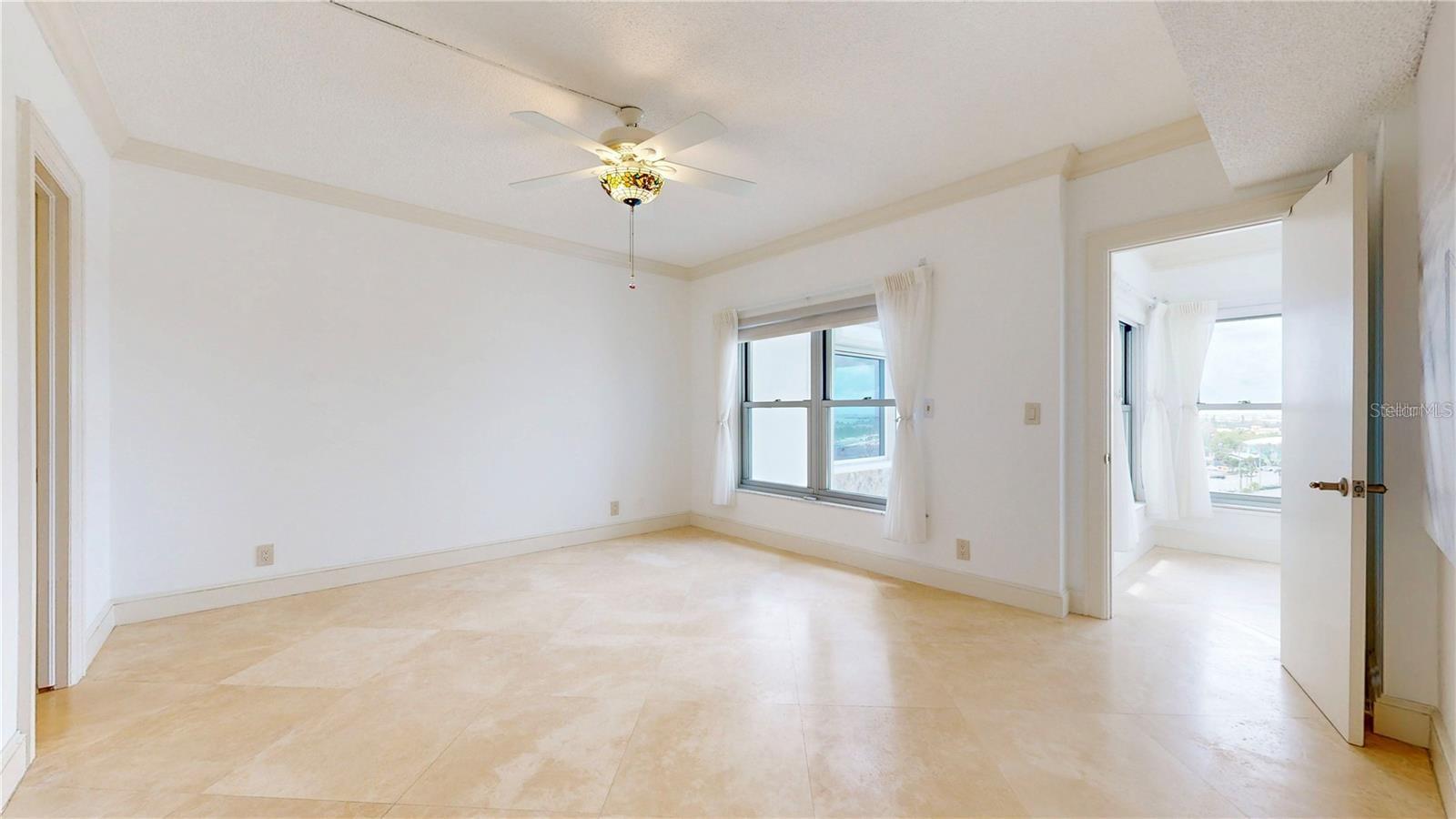 Image 35 of 55 For 4950 Gulf Boulevard 903