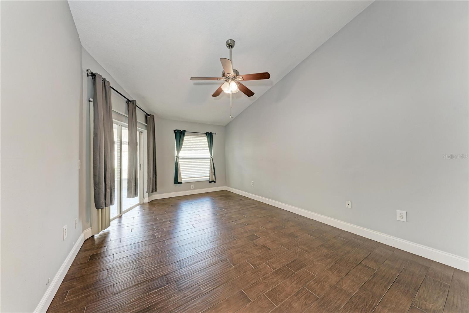 Image 20 of 56 For 908 Wicketrun Drive