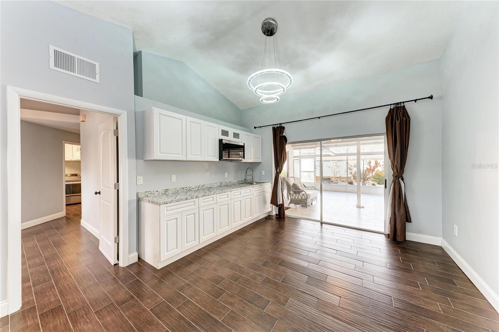 Image 26 of 56 For 908 Wicketrun Drive