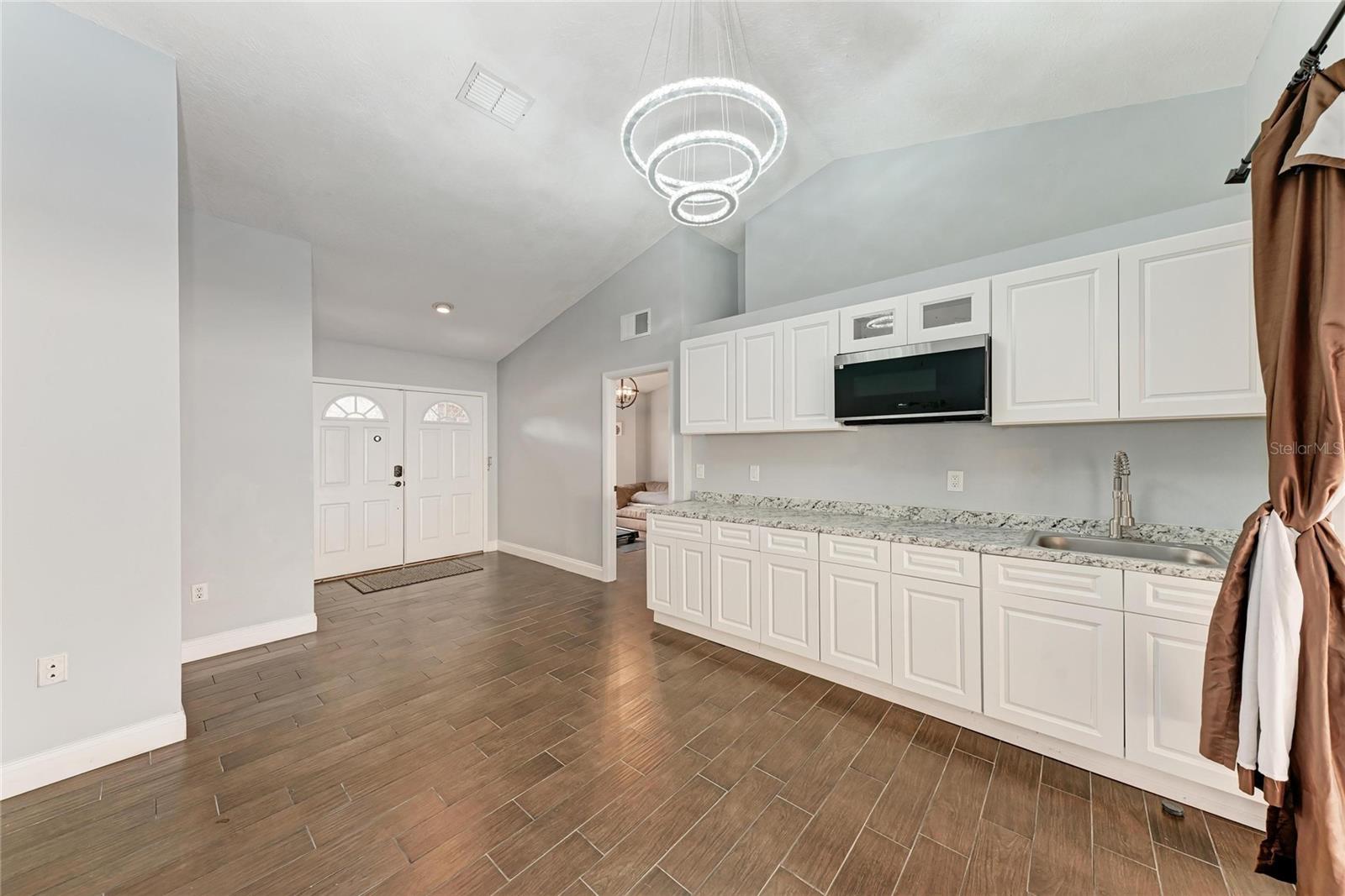 Image 28 of 56 For 908 Wicketrun Drive