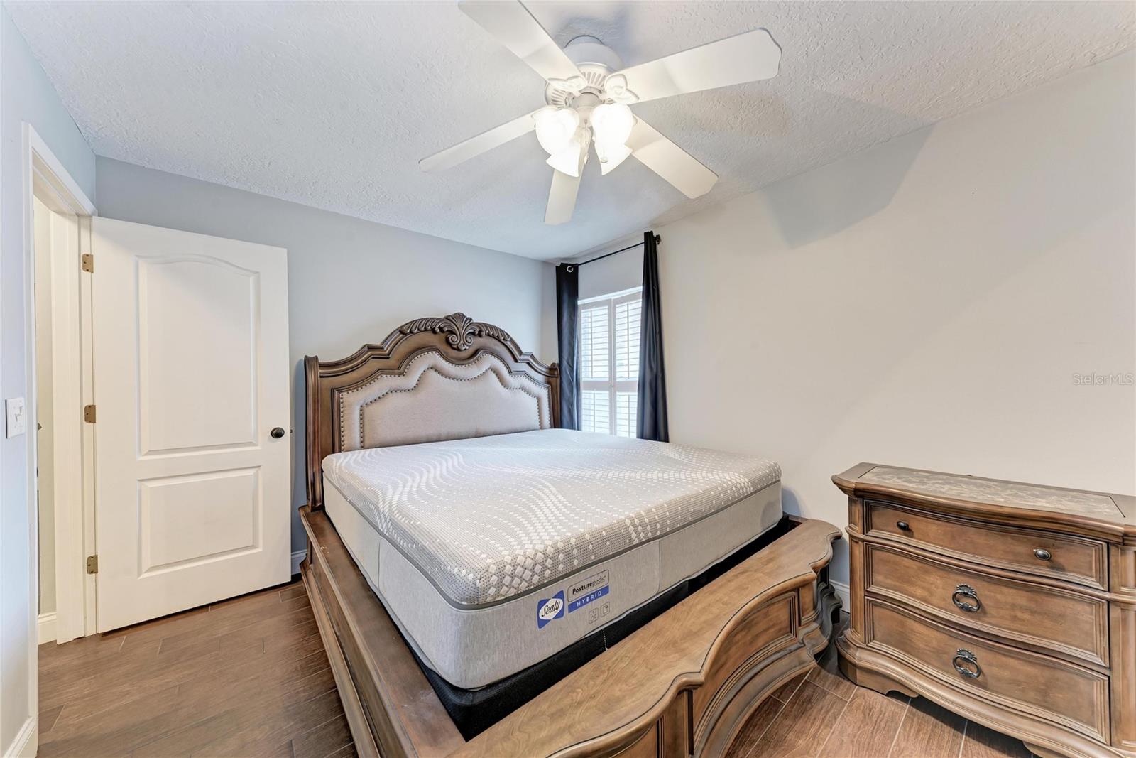 Image 32 of 56 For 908 Wicketrun Drive