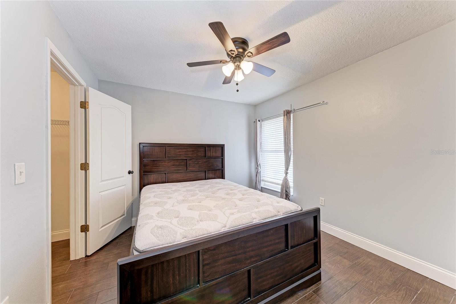 Image 35 of 56 For 908 Wicketrun Drive