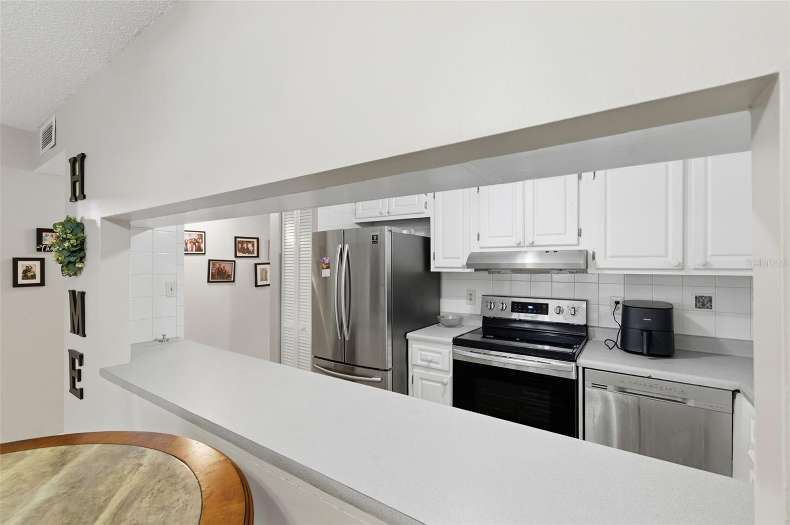 Image 15 of 33 For 7701 Starkey Road 237