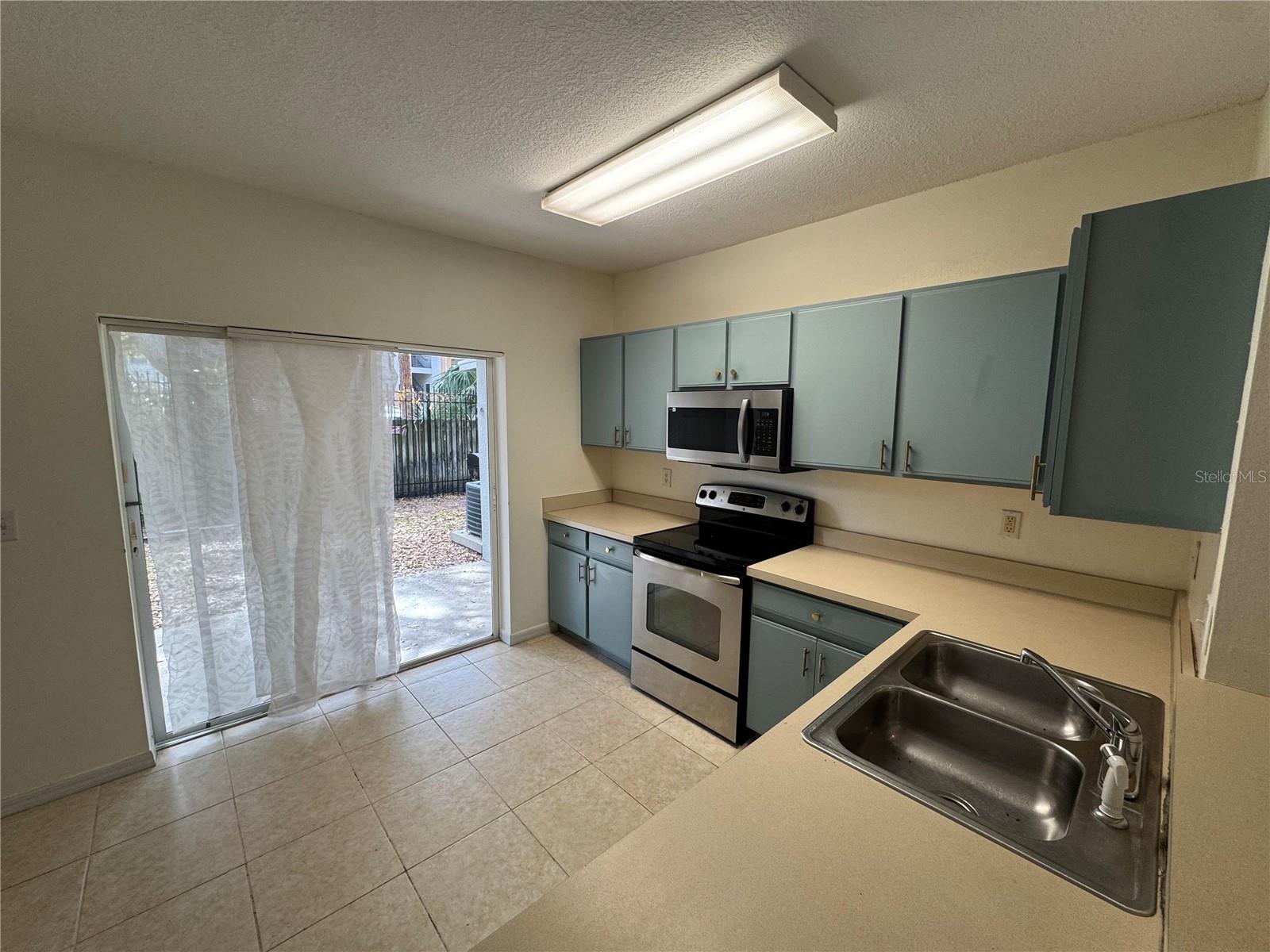 Image 13 of 35 For 6309 Osprey Lake Circle