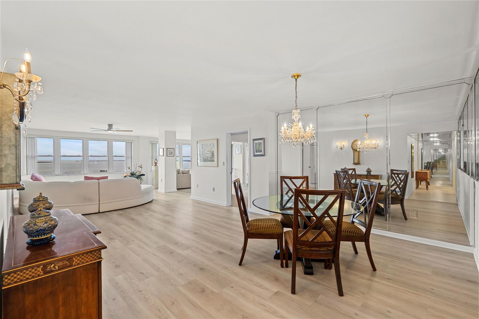 Image 22 of 49 For 5200 Brittany Drive S 1809