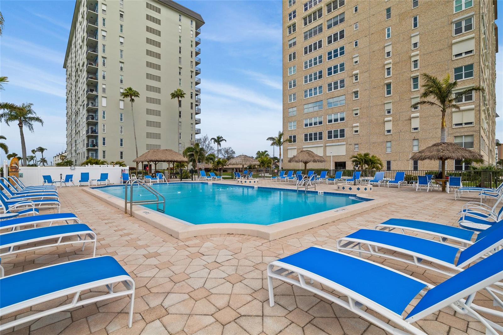 Image 40 of 49 For 5200 Brittany Drive S 1809