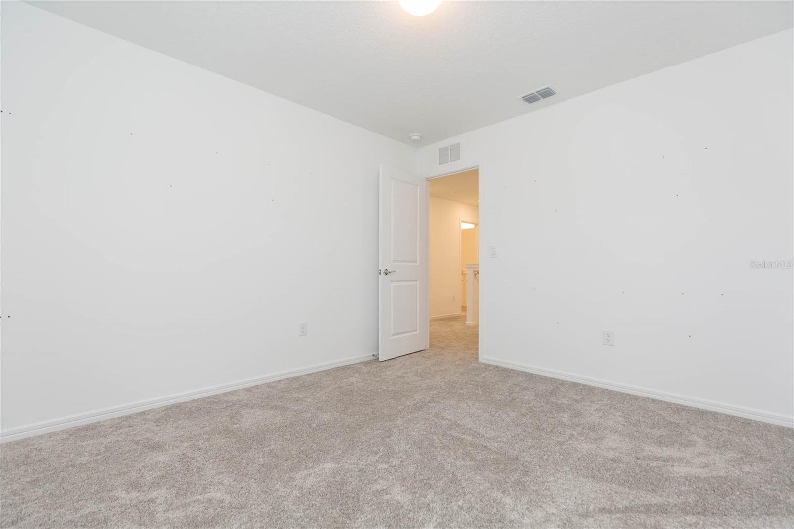 Image 33 of 53 For 3044 Forest Meadow Avenue