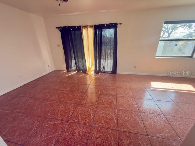 Image 4 of 8 For 7726 33rd Avenue N