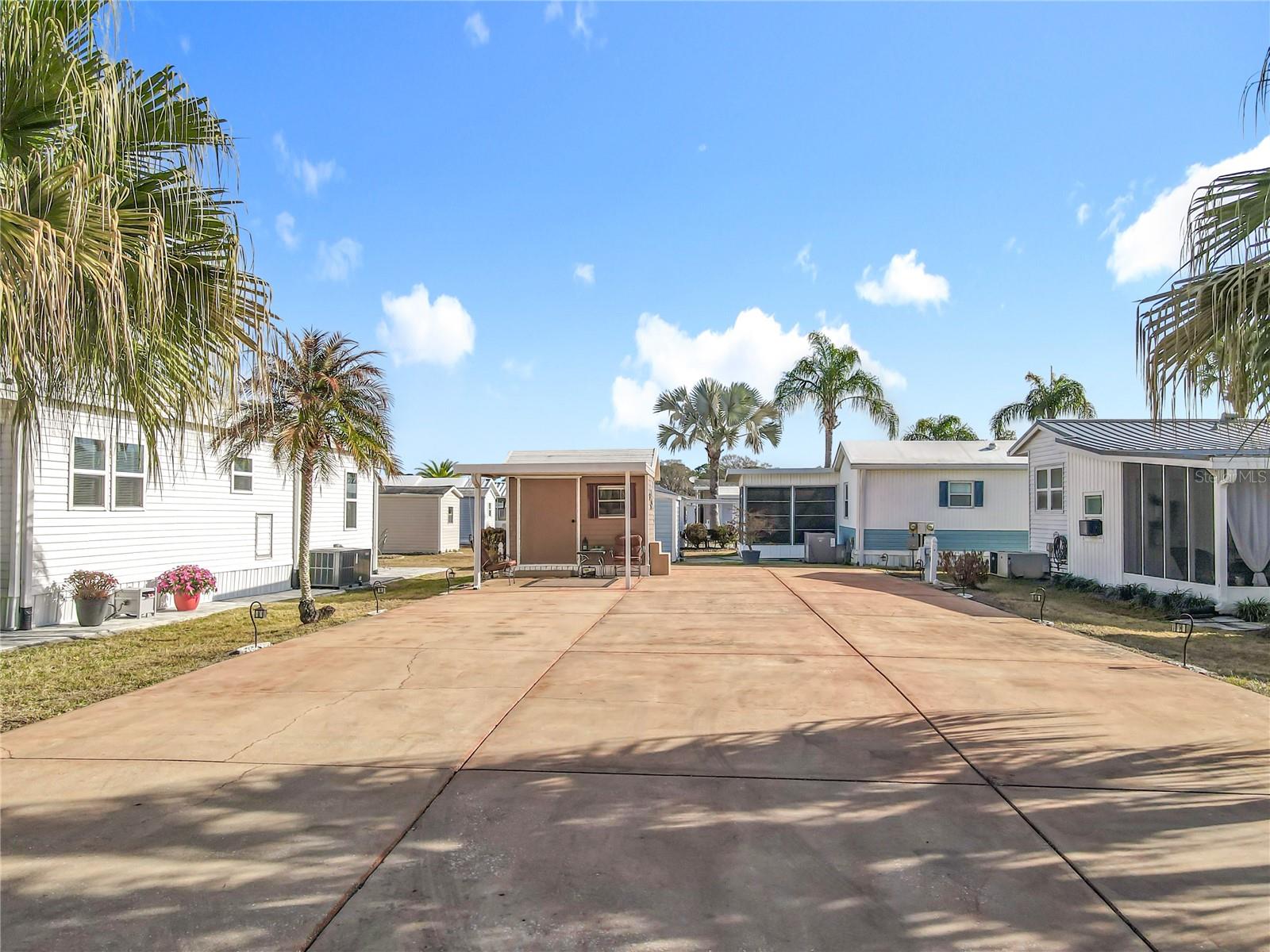 Image 8 of 10 For 450 Pine Loop