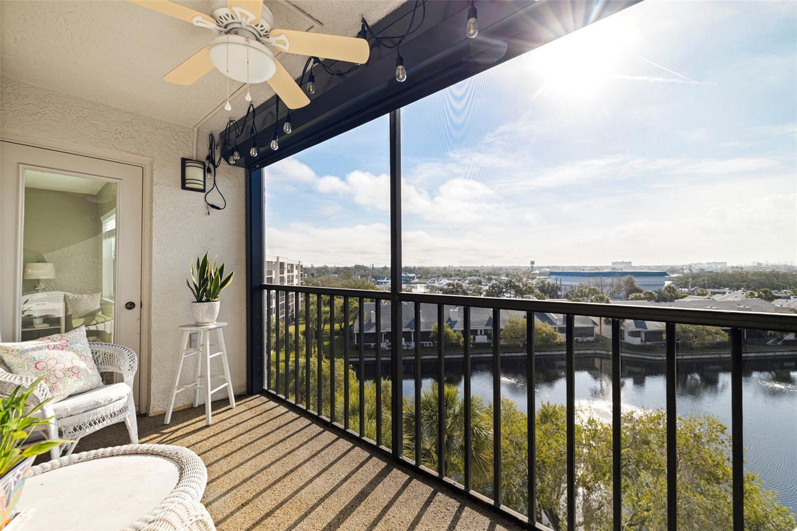 Image 10 of 44 For 1320 Pasadena Avenue S 605