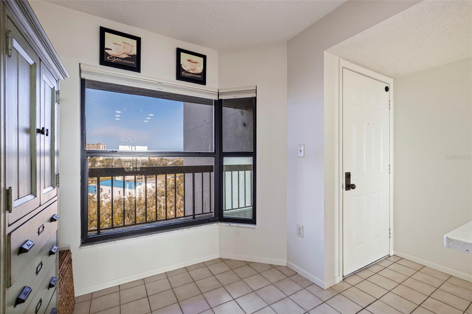 Image 17 of 44 For 1320 Pasadena Avenue S 605